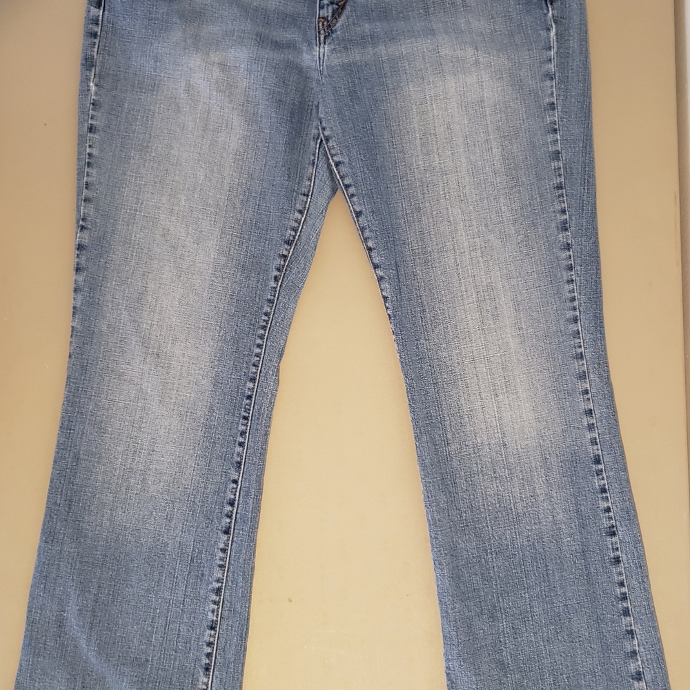 Levi's 545 Women's Blue Jeans